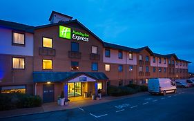 Holiday Inn Express Swansea East By Ihg